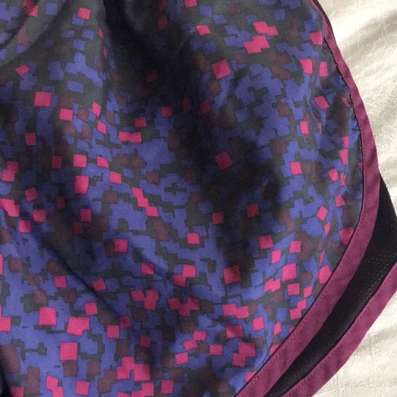 Nike Dri-Fit Running Shorts - Picture 3 of 4